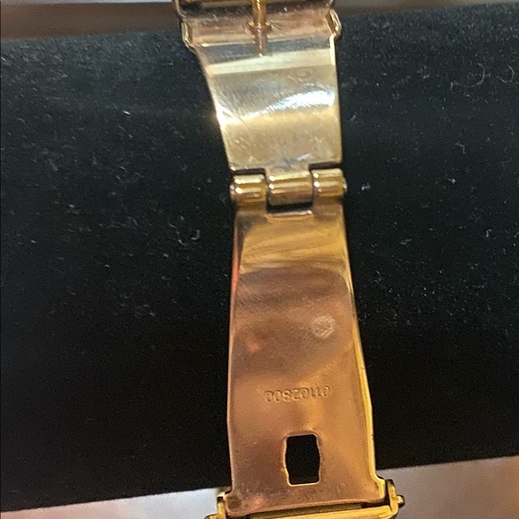 Michael Kors Rose Gold Watch - Picture 3 of 6